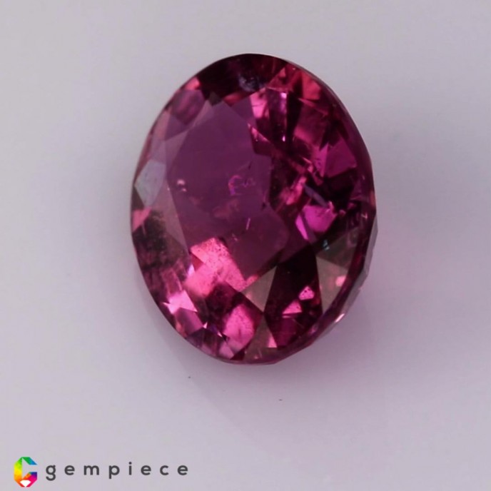 Sweet purplish pink natural rubellite oval  shaped 3.19cts - 11x9mm