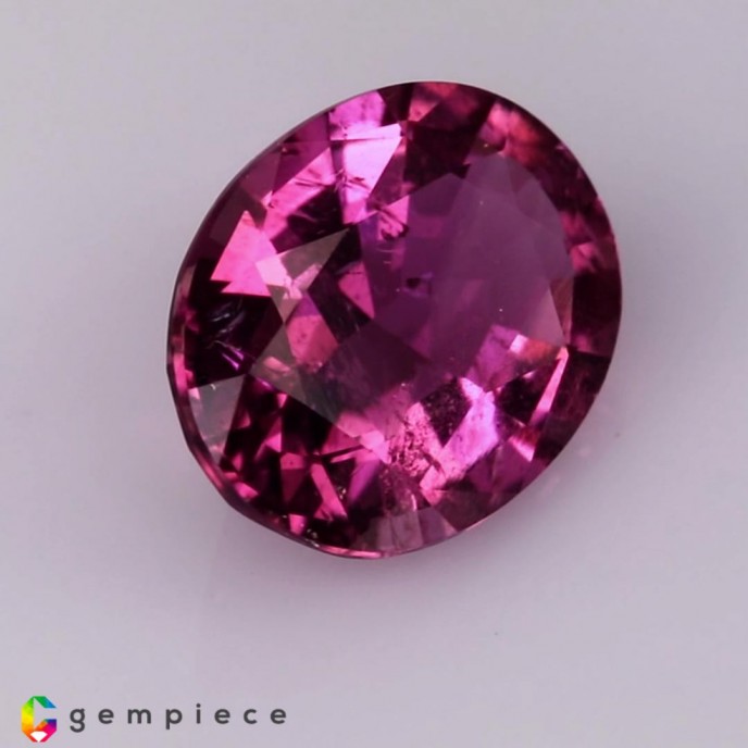 Sweet purplish pink natural rubellite oval  shaped 3.19cts - 11x9mm