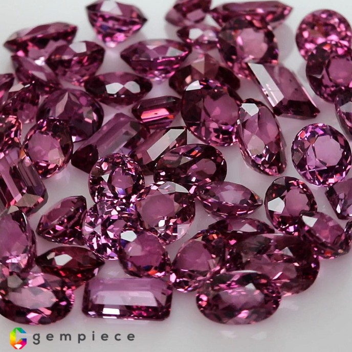 rhodolite garnet Malaya Garnet image