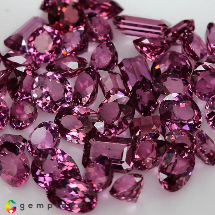 rhodolite garnet Malaya Garnet image