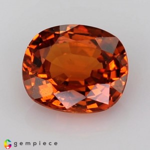 spessartite garnet  1.90cts - 8x7mm