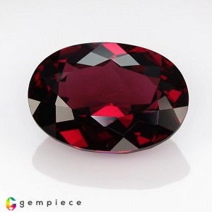 rhodolite garnet  10.44cts - 16x11mm