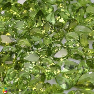 peridot  206.69cts - Mixed Lot