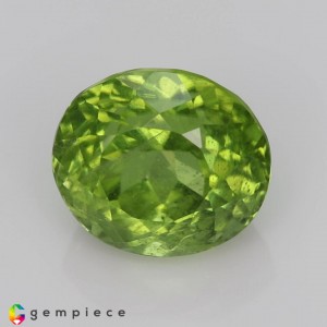 peridot  4.67cts - 10x9mm peridot  4.67cts - 10x9mm