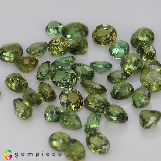 demantoid garnet image