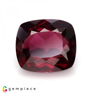 rhodolite garnet  9.36cts - 12x11mm rhodolite garnet  9.36cts - 12x11mm