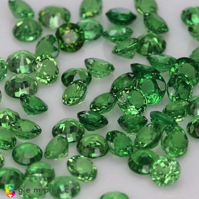 tsavorite garnet image