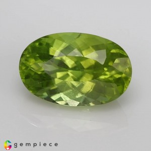 peridot  5.45cts - 13x9mm