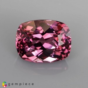 malaya garnet  1.66cts - 7x6mm