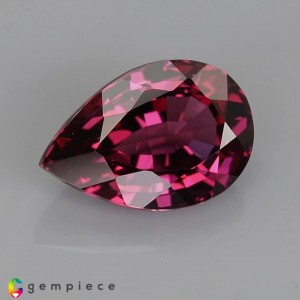 rhodolite garnet  3.67cts - 11x8mm