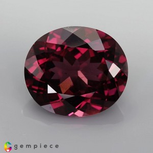 rhodolite garnet  4.18cts - 11x9mm rhodolite garnet  4.18cts - 11x9mm