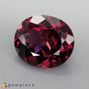 rhodolite garnet  4.18cts - 11x9mm rhodolite garnet  4.18cts - 11x9mm