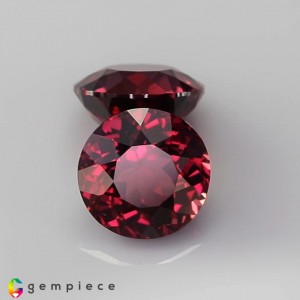 rhodolite garnet pair  4.70cts - 8x5mm