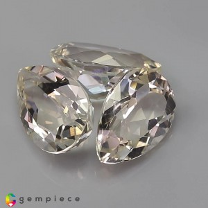 beryl  16.96cts - 15x10mm beryl  16.96cts - 15x10mm