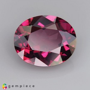rhodolite garnet  3.65cts - 11x7mm