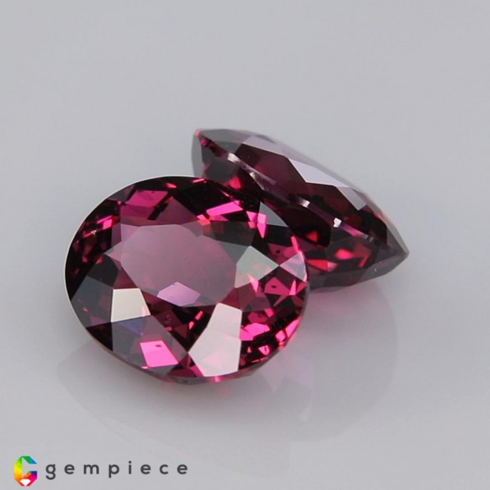 rhodolite garnet Rhodolite Garnet image