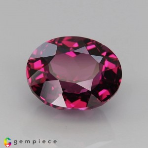 rhodolite garnet  4.26cts - 10x8mm