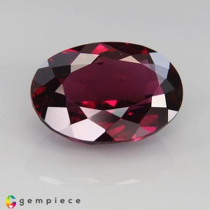 rhodolite garnet  9.46cts - 15x11mm