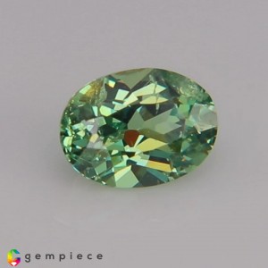 demantoid garnet  0.62cts - 6x4mm