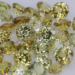 grossular garnet  26.43cts - Mixed Lot