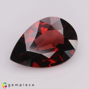 pyrope garnet  6.86cts - 16x11mm pyrope garnet  6.86cts - 16x11mm