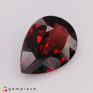pyrope garnet  6.86cts - 16x11mm pyrope garnet  6.86cts - 16x11mm