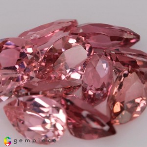 tourmaline  9.65cts - 8x5mm