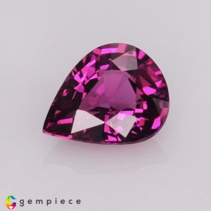 rhodolite garnet  1.66cts - 9x7mm