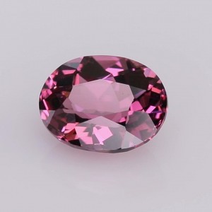 malaya garnet  1.08cts - 7x5mm