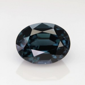 spinel  4.20cts - 11x8mm spinel  4.20cts - 11x8mm