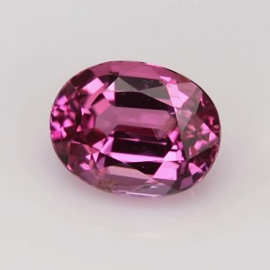 spinel  1.56cts - 7x6mm