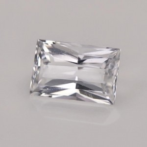 petalite  3.97cts - 12x8mm petalite  3.97cts - 12x8mm