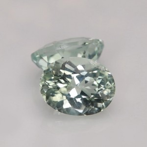 Montebrasite pair  3.71cts - 8x6mm Montebrasite pair  3.71cts - 8x6mm