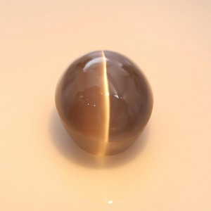 Sillimanite cat's eye  4.98cts - 10x8mm Sillimanite cat's eye  4.98cts - 10x8mm