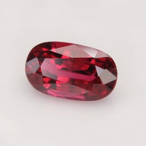 spinel  1.88cts - 9x6mm