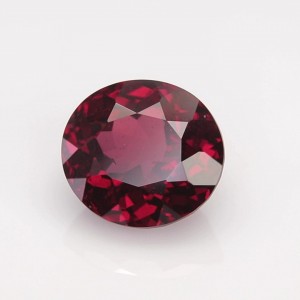 rhodolite garnet  4.42cts - 10x8mm