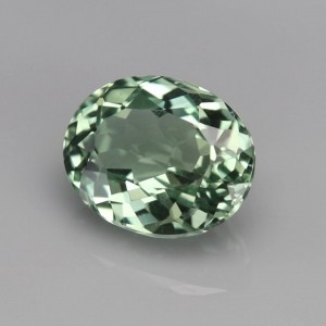 apatite  2.50cts - 9x7mm apatite  2.50cts - 9x7mm