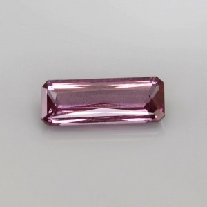 malaya garnet  2.18cts - 12x5mm