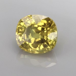 yellow sapphire  2.29cts - 7x6mm