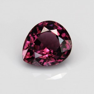 spinel  3.14cts - 10x8mm