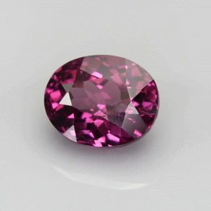 malaya garnet  1.62cts - 7x6mm