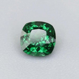 tsavorite garnet  0.41cts - 4x3mm tsavorite garnet  0.41cts - 4x3mm