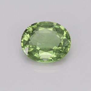 peridot  5.15cts - 12x10mm peridot  5.15cts - 12x10mm