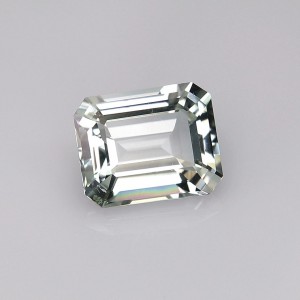 acrolite tourmaline  3.22cts - 10x8mm acrolite tourmaline  3.22cts - 10x8mm