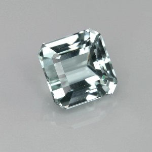 tourmaline  2.10cts - 7x7mm tourmaline  2.10cts - 7x7mm