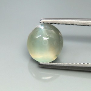 chrysoberyl cats eye  4.05cts - 9x8mm chrysoberyl cats eye  4.05cts - 9x8mm