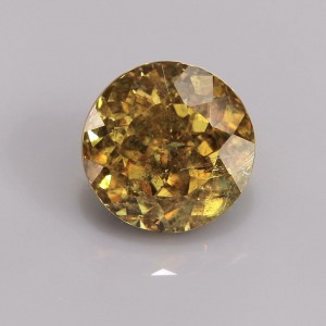sphene  4.19cts - 9x7mm sphene  4.19cts - 9x7mm