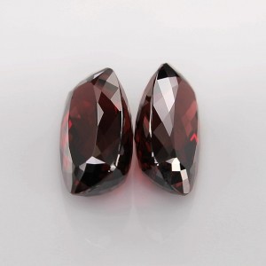 rhodolite garnet - fine cushion pair  22.71cts - 17x9mm rhodolite garnet - fine cushion pair  22.71cts - 17x9mm