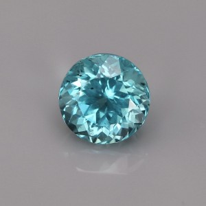 apatite - with rare dendrites  1.89cts - 7x6mm apatite - with rare dendrites  1.89cts - 7x6mm