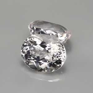 Beryl Pair 12x10 diamond white  9.25cts - 12x10mm Beryl Pair 12x10 diamond white  9.25cts - 12x10mm